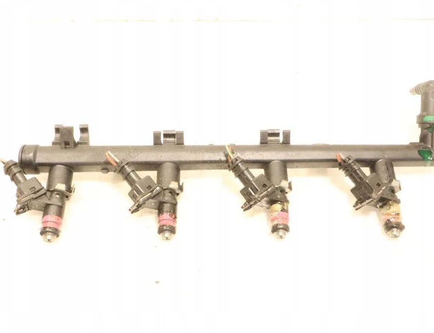 RENAULT Megane 3 generation (2008-2020) Brændstofskinne 8200135504 32947617