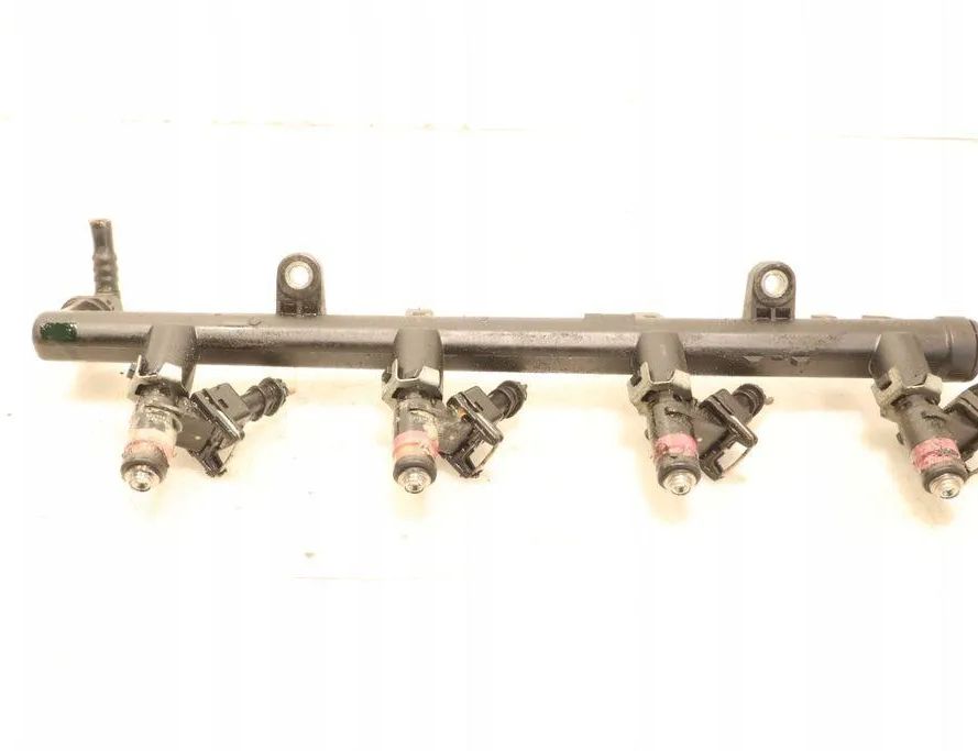 RENAULT Megane 3 generation (2008-2020) Brændstofskinne 8200135504 32947617