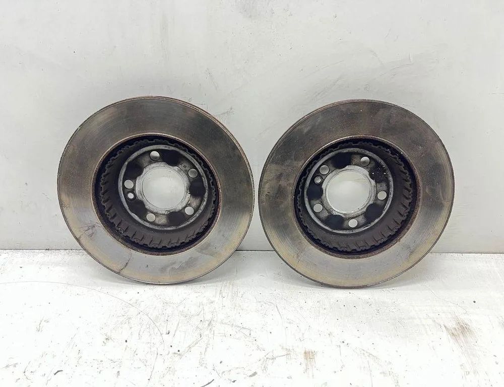 MERCEDES-BENZ E-Class W213/S213/C238/A238 (2016-2024) Højre bagerste bremseskive A0004231812 31896319