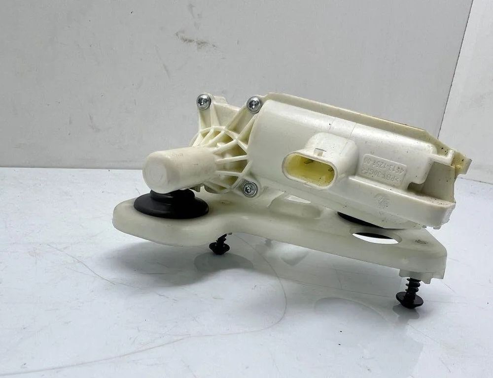 MERCEDES-BENZ C-Class W205/S205/C205 (2014-2023) Bagklap bagklappe Soft Close-motor A0999068600 31946461