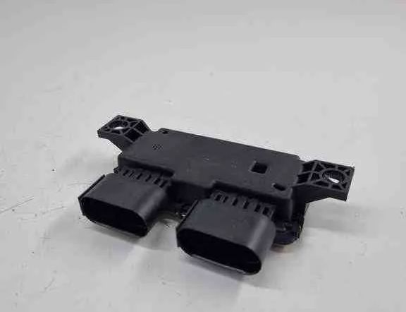 MERCEDES-BENZ CLA-Class C118 (2019-2023) Brændstofpumpekontrol A0009008214 32441878