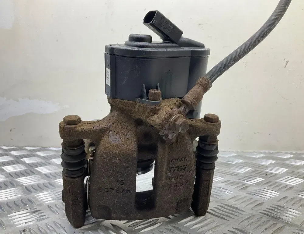 AUDI Q3 8U (2011-2020) Bremsekaliber venstre bag 5079H,3452 34731060