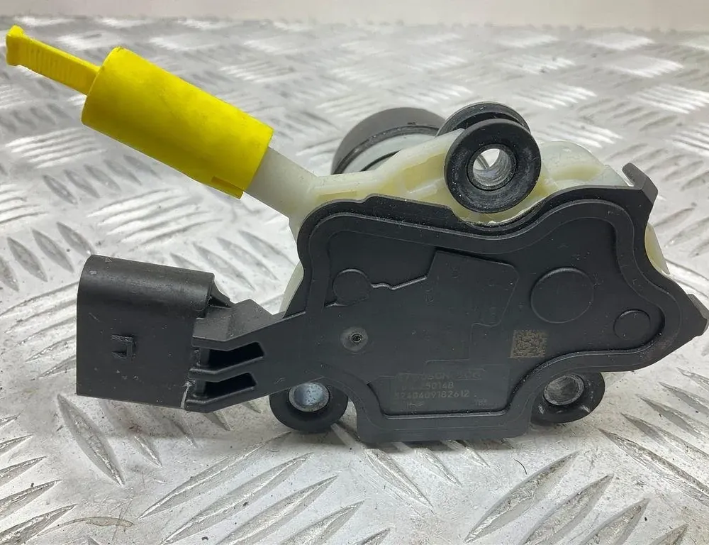 AUDI Q2 1 generation (2016-2024) AdBlue pumpe F01C250148,3240325094436,312693066,5240409182612,F01C07001200 34734606