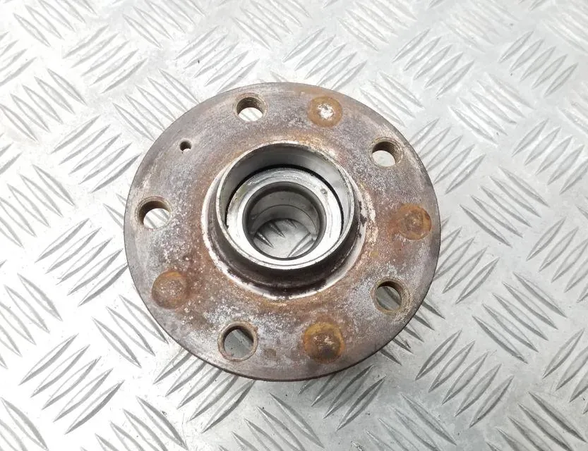 VOLKSWAGEN Jetta 6 generation (2010-2018) Bagerste venstre hjulleje 34736063