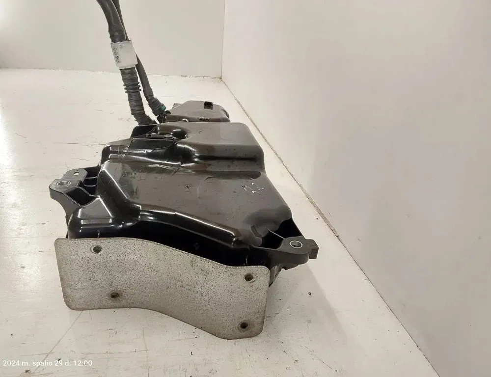 AUDI Q2 1 generation (2016-2024) AdBlue Tank 5Q0131969E 34732432