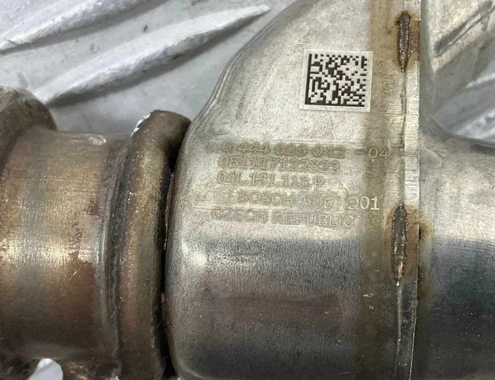 VOLKSWAGEN Passat B8 (2014-2023) AdBlue injektorer 04L131113P 34732179