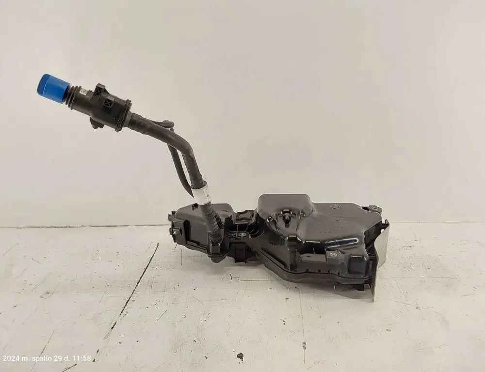 AUDI Q2 1 generation (2016-2024) AdBlue Tank 5Q0131969E 34732432