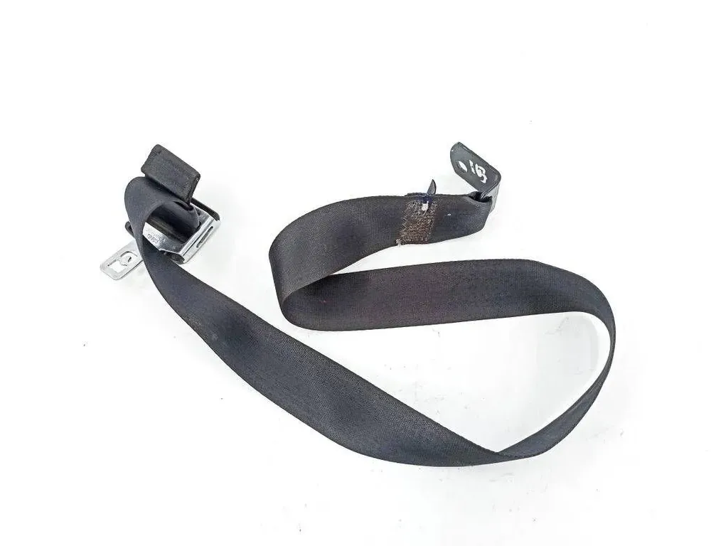 MERCEDES-BENZ M-Class W163 (1997-2005) Bagerste sikkerhedssele i midten 827026A 33535727