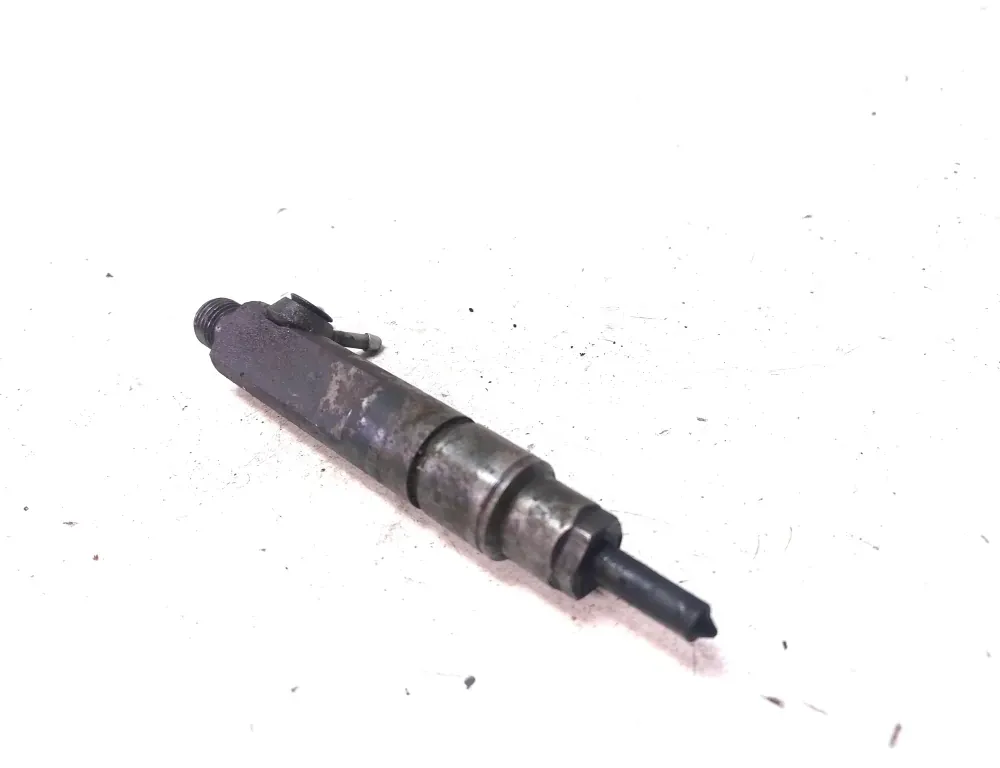 VOLKSWAGEN LT 2 generation (1996-2006) Brændstofinjektor 074130201C 35106599