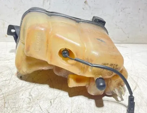 VOLVO V70 3 generation (2007-2020) Ekspansionsbeholder 6G918K218 33308086