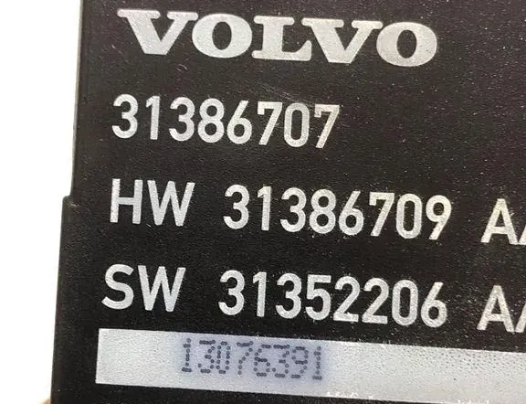 VOLVO XC60 1 generation (2008-2017) Bootlid kontrolenhed 31352206,31386707 33315177