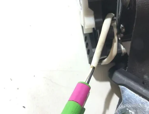 VOLVO XC60 1 generation (2008-2017) Højre bagerste sikkerhedssele 39818864 33317049