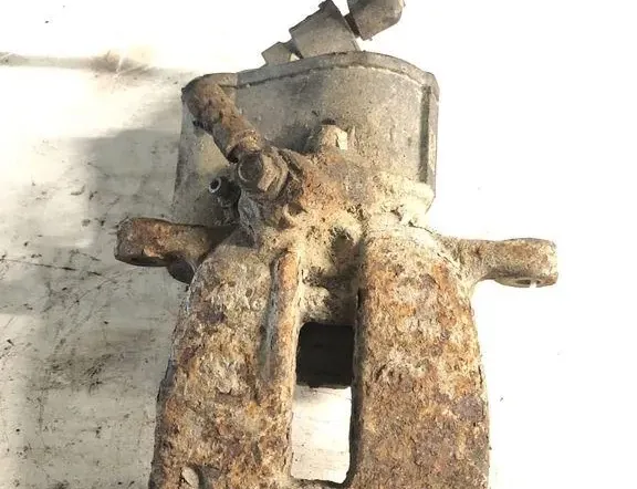 VOLKSWAGEN Tiguan 1 generation (2007-2017) Højre bagbremsekaliber 33319887