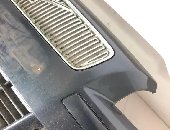 VOLVO V50 1 generation (2003-2012) Forreste kofanger 30657005 33399381