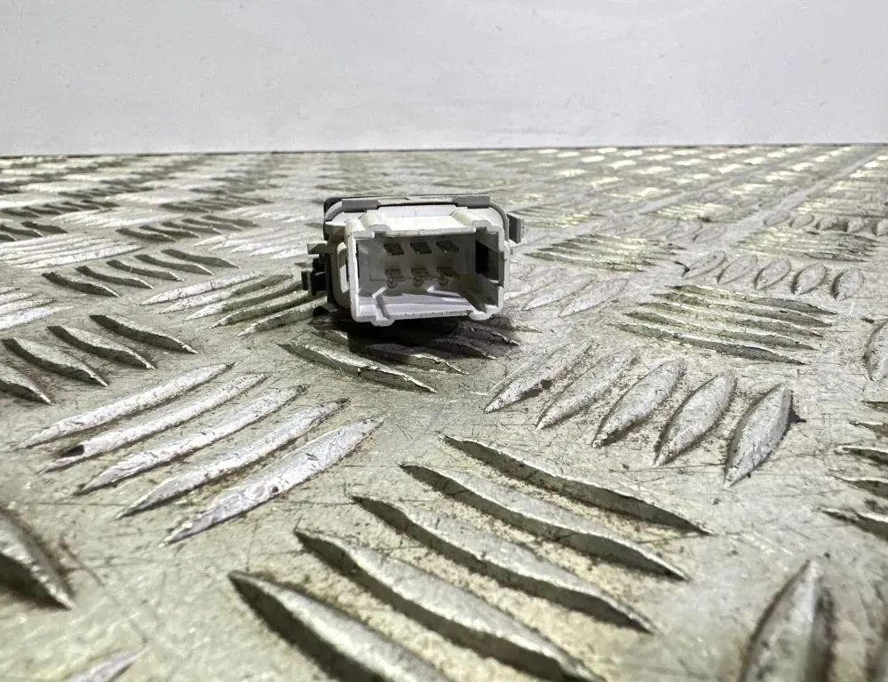 RENAULT Megane 2 generation (2002-2012) Forreste venstre dør vindueskontakt 28082 33255772