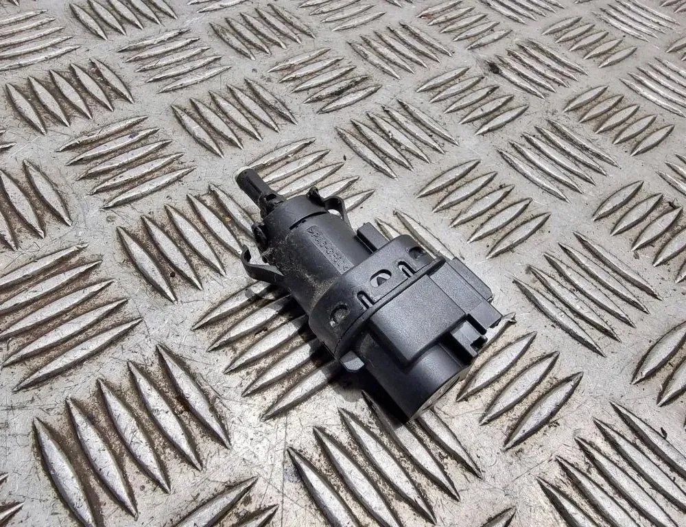 FORD C-Max 1 generation (2003-2010) Koblingspedal sensor 3m5t13480ac 33385610