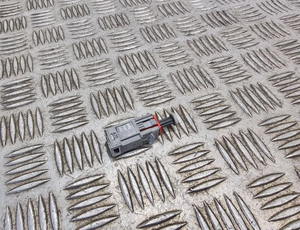 OPEL Astra H (2004-2014) Koblingspedal sensor 869619858,55701896 33446937