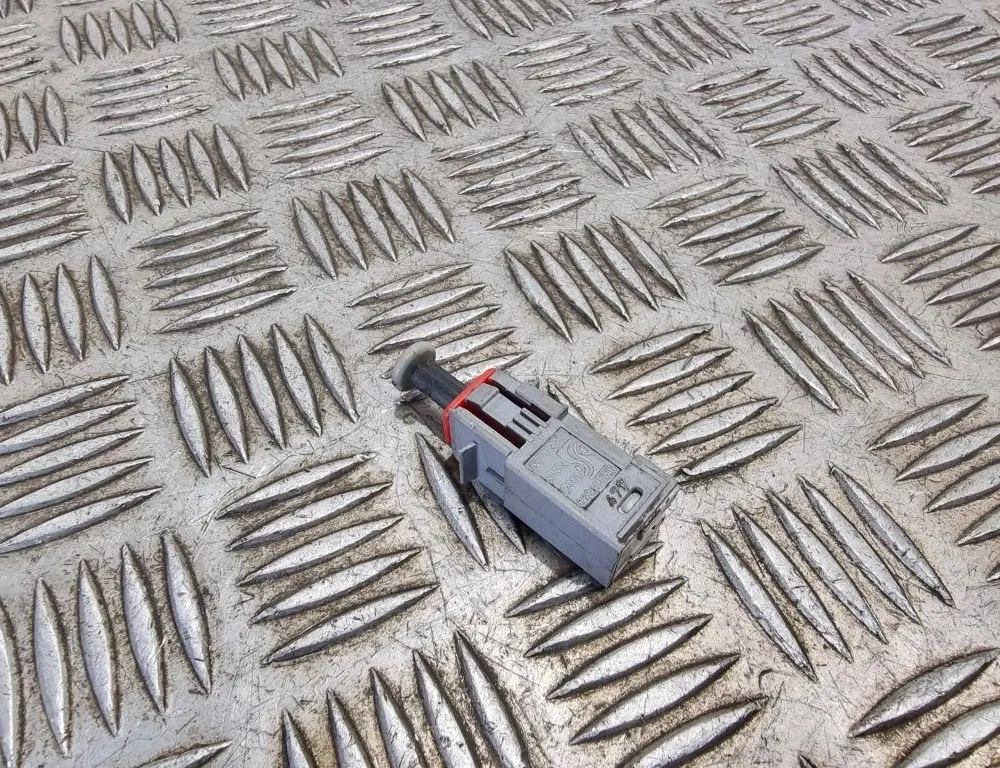 OPEL Astra H (2004-2014) Koblingspedal sensor 869619858,55701896 33446937