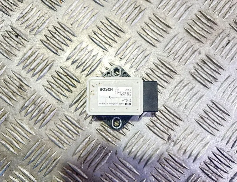 ALFA ROMEO MiTo 955 (2008-2020) Accelerationssensor 0265005607 33499924