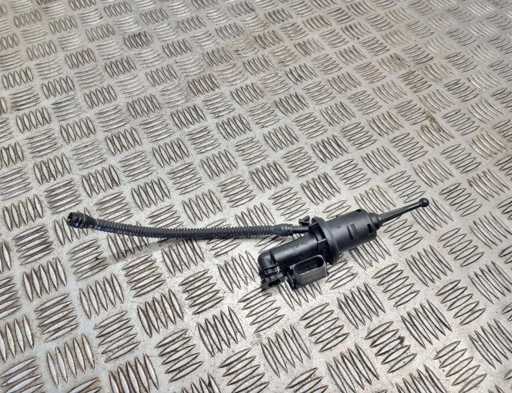 VOLKSWAGEN Golf 5 generation (2003-2009) Koblingscylinder 1k0721388r 33503237