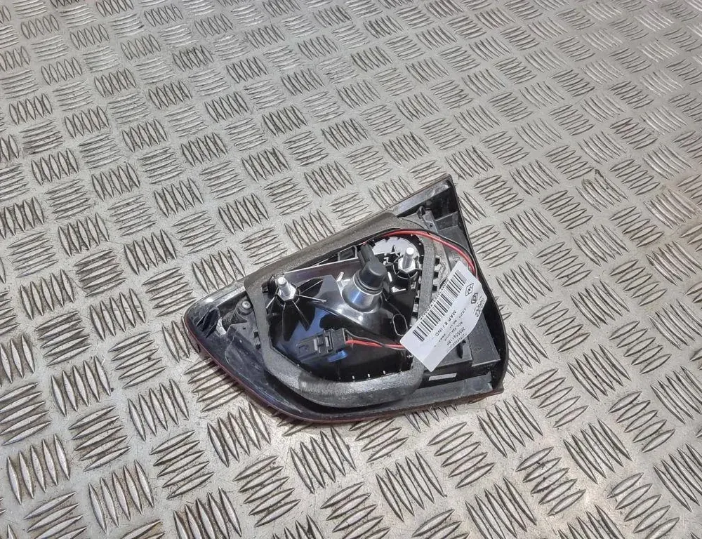 RENAULT Clio 4 generation (2012-2020) Venstre bagklap baglygte 265559118R 33503422