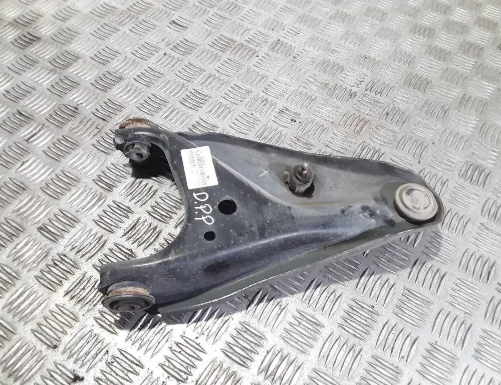DACIA Dokker 1 generation (2012-2024) Forreste Wishbone Arme 545006623R 33520341