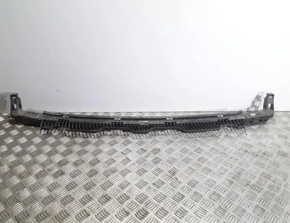 VOLKSWAGEN Golf 8 generation (2019-2023) Bageste venstre kofangerbeslag 5G6807863A 33532215