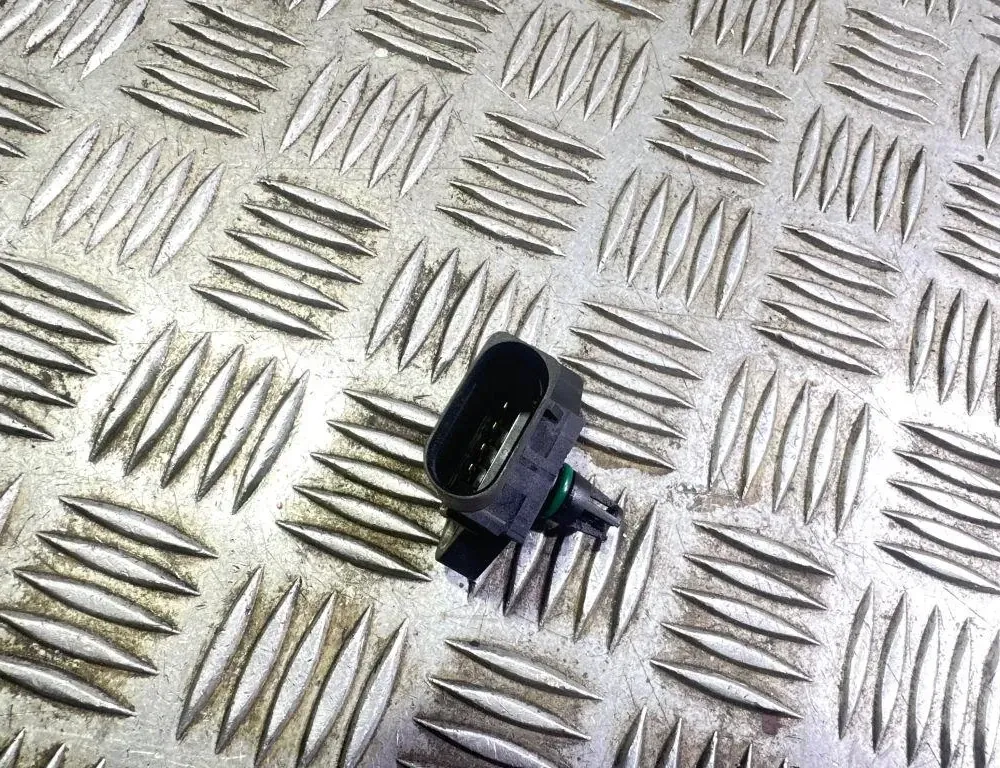 VOLKSWAGEN Golf 8 generation (2019-2023) MAP sensor 0281002977 33534059