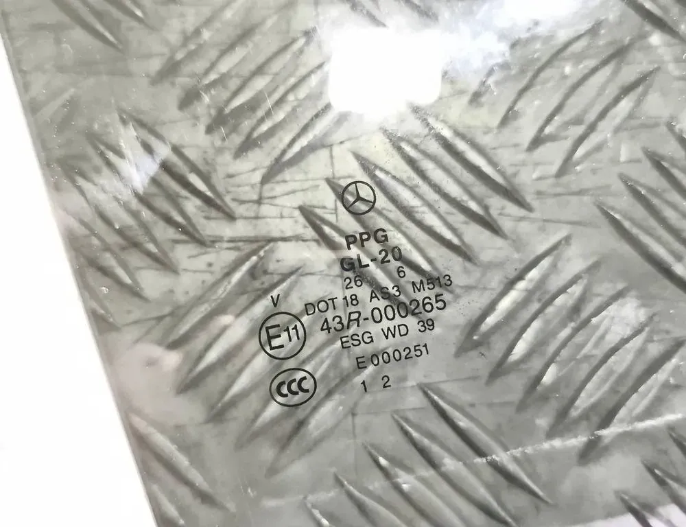 MERCEDES-BENZ R-Class W251 (2005-2017) Bageste højre dør vinduesglas DOT18AS3M513,43R000265 34062672