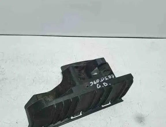 VOLVO S60 1 generation (2000-2009) Højre bageste kofangerbeslag 08693389 32617413