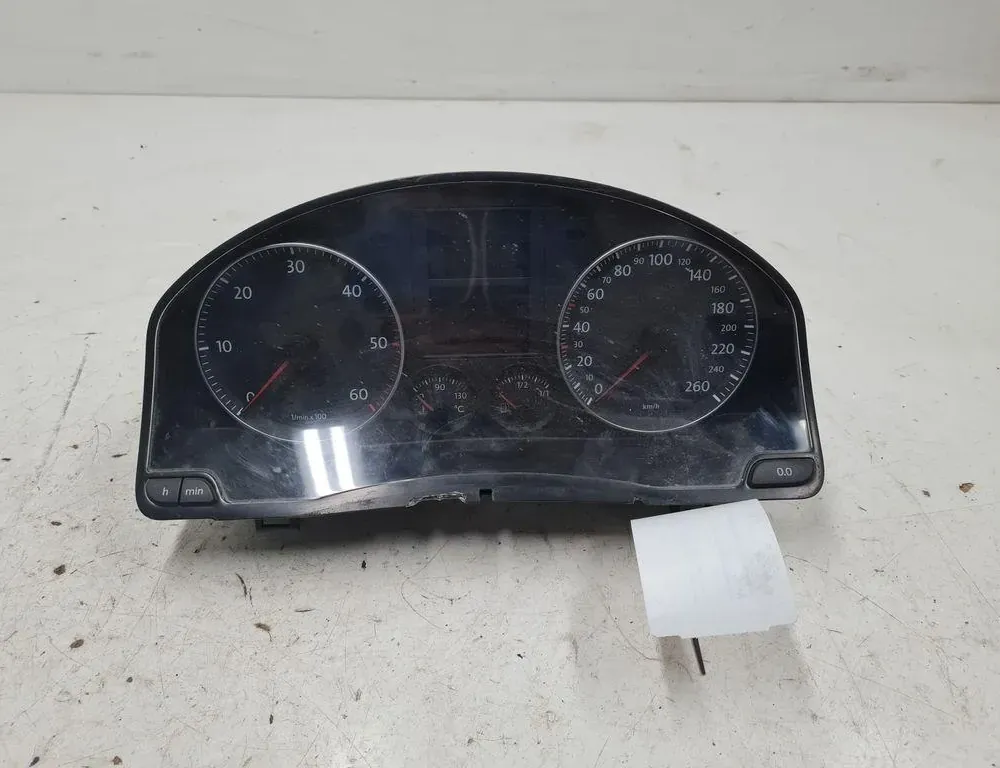 VOLKSWAGEN Touran 1 generation (2003-2015) Speedometer V3354110 33280451