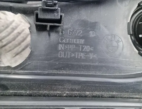 BMW 3 Series E90/E91/E92/E93 (2004-2013) Front viskerkappe Trim 15677210 33311573