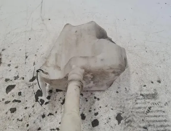 RENAULT Laguna 2 generation (2001-2007) Vinduesvaskertank 33393378