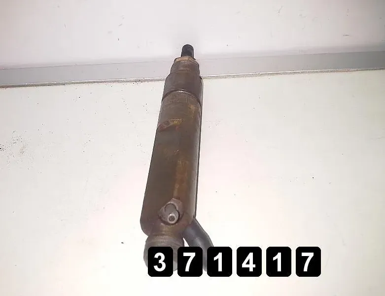 VOLKSWAGEN Golf 4 generation (1997-2006) Olieinjektor 28657625