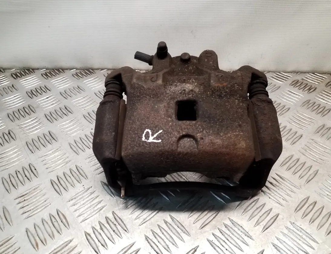 NISSAN Juke YF15 (2010-2020) Forreste højre bremsekaliber 33332122