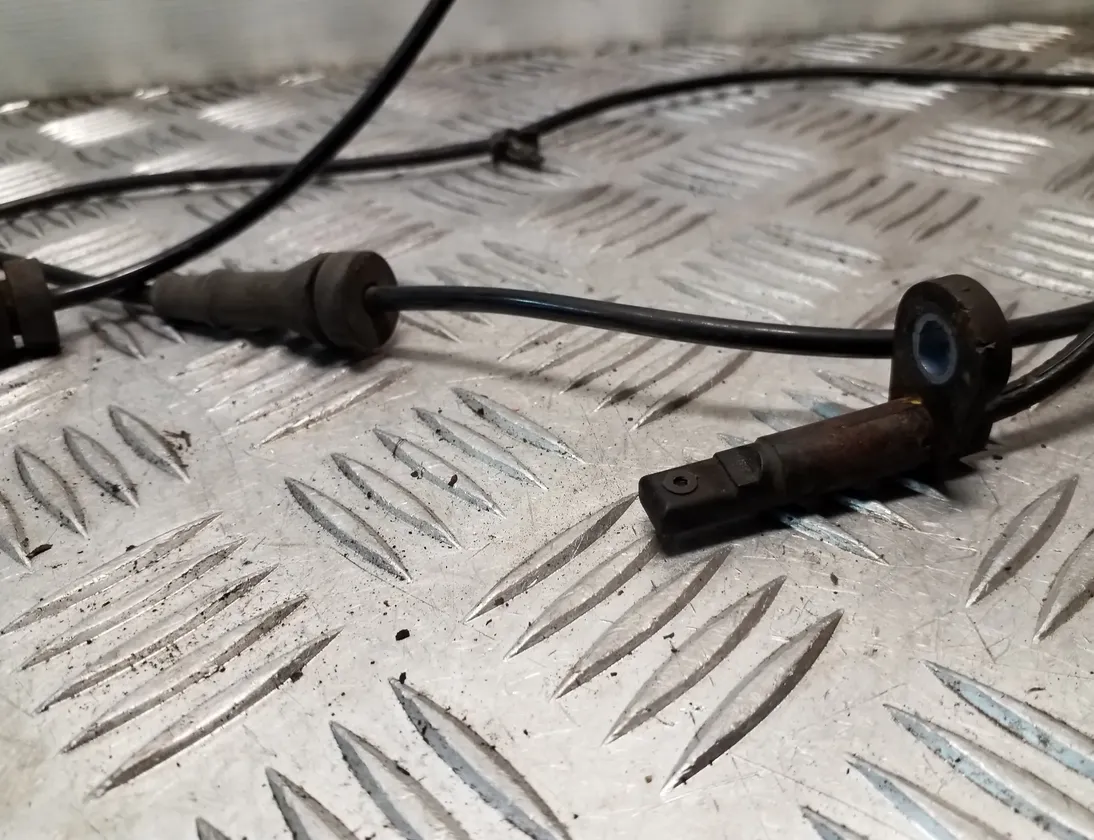 NISSAN Juke YF15 (2010-2020) ABS-sensor forreste højre 479101KA0A 33332297