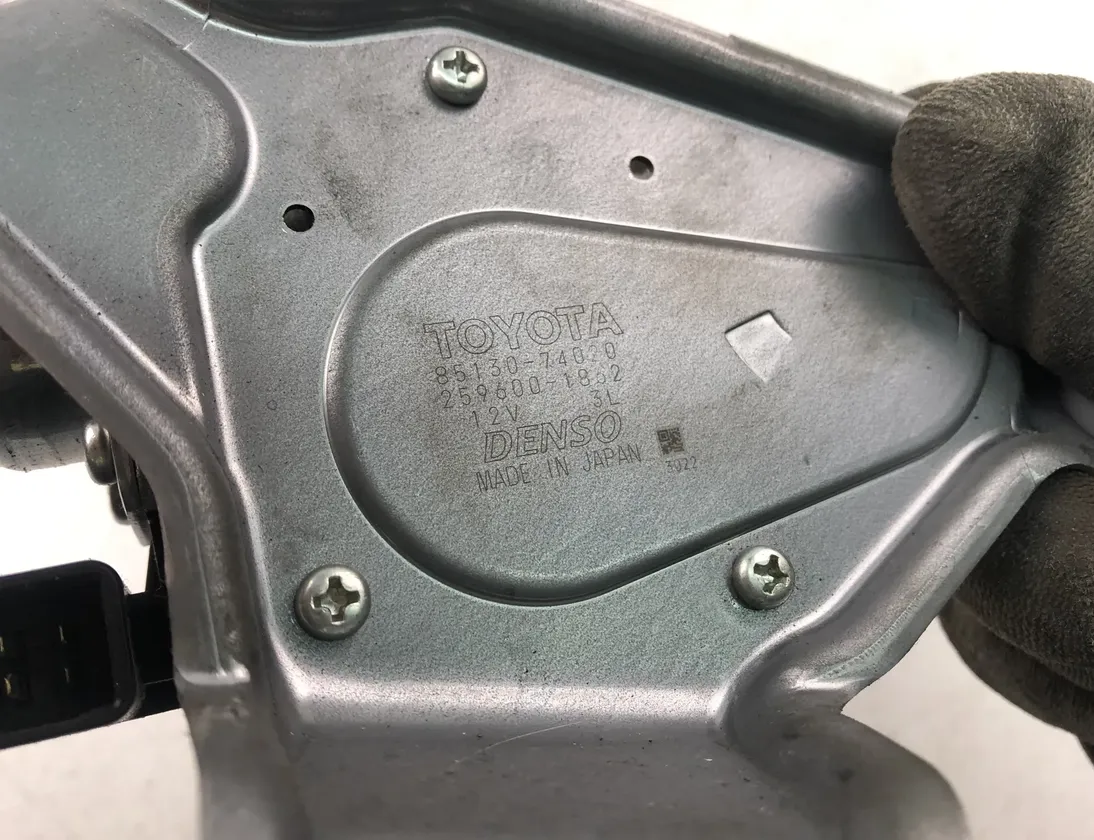 TOYOTA iQ 1 generation (2008-2020) Viskermotor 85130-74020 17632086