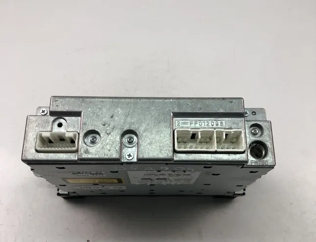 TOYOTA iQ 1 generation (2008-2020) Musikafspiller uden GPS 86120-74010 21903021