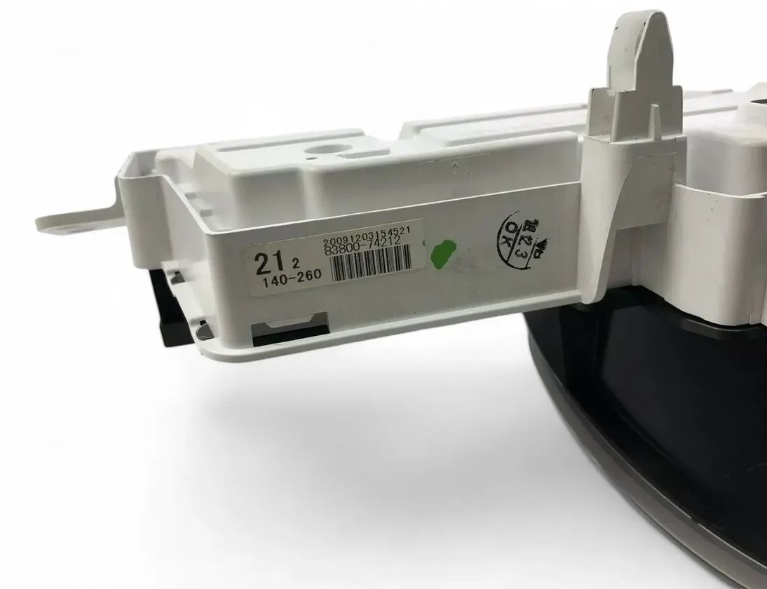 TOYOTA iQ 1 generation (2008-2020) Speedometer 83800-74212 31992899