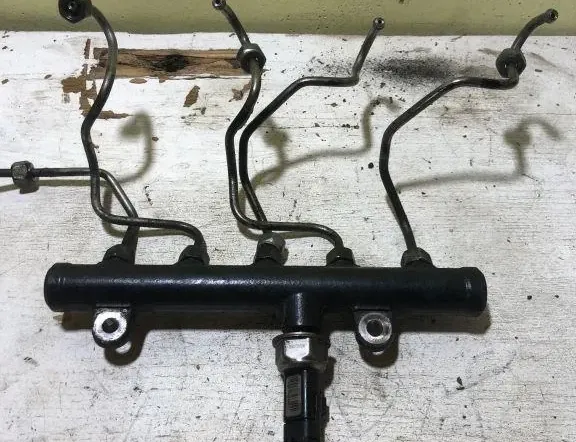 PEUGEOT 308 T7 (2007-2015) Brændstofskinne 9681649580 33168560