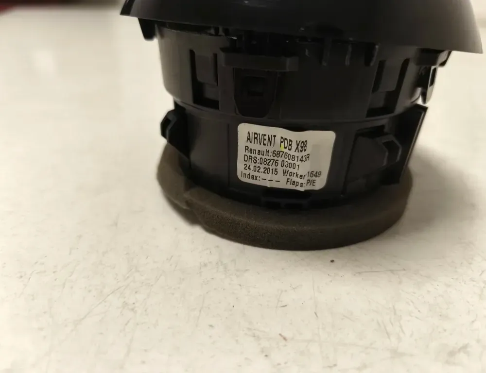 RENAULT Clio 4 generation (2012-2020) Kabineluftindtagsgitter 687608143R 33200809