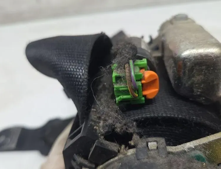 MERCEDES-BENZ E-Class W211/S211 (2002-2009) Venstre forreste sikkerhedssele 561014701 33242991