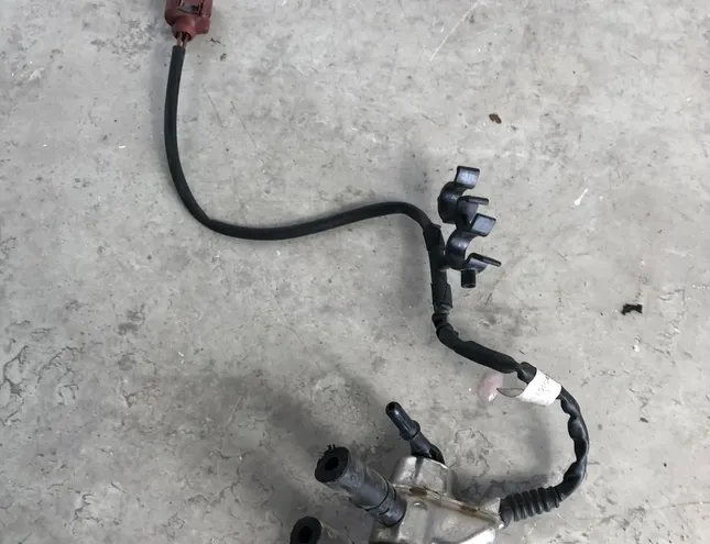 VOLKSWAGEN Passat B8 (2014-2023) AdBlue injektorer 03N131113B 30705699