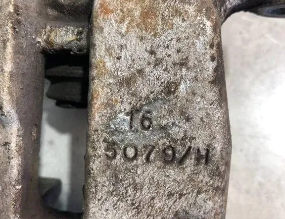 VOLKSWAGEN Passat B7 (2010-2015) Bremsekaliber venstre bag 5079H 31949504