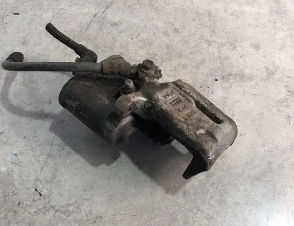 VOLKSWAGEN Passat B7 (2010-2015) Bremsekaliber venstre bag 5079H 31949504