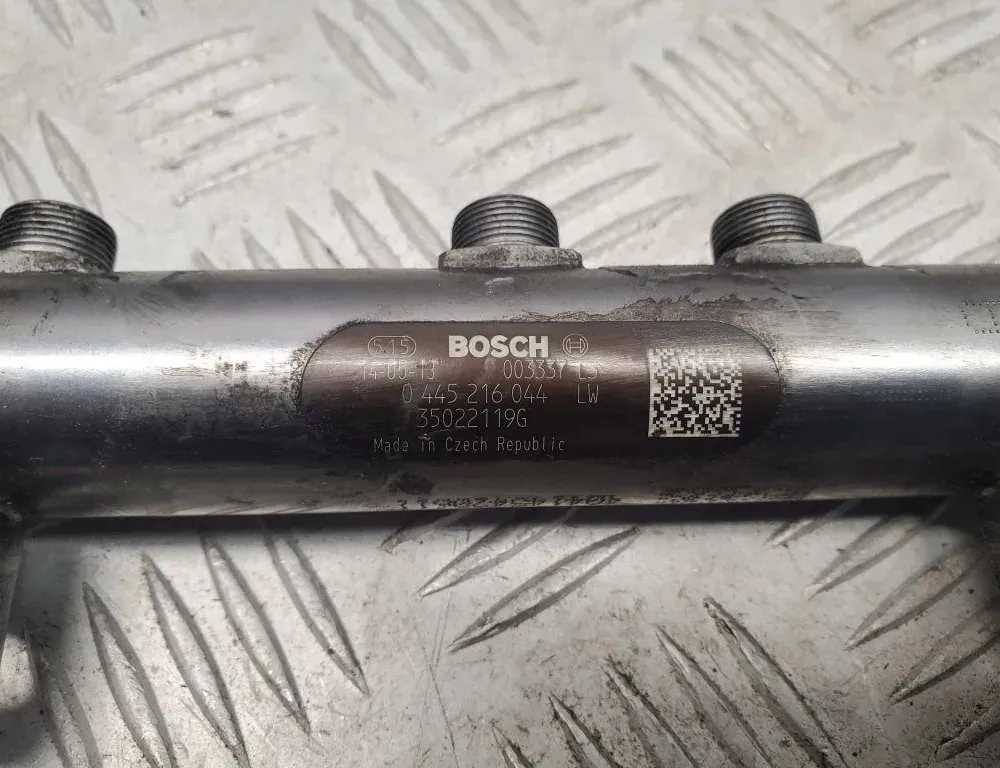 JEEP Grand Cherokee 4 generation (WK) (2004-2024) Brændstofskinne 35022119G 33445901