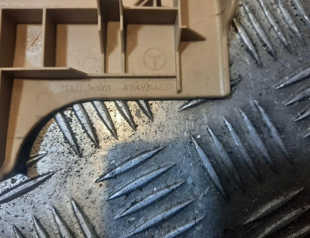 MERCEDES-BENZ GL-Class X164 (2006-2012) Andre indvendige dele A1649244537 33484315