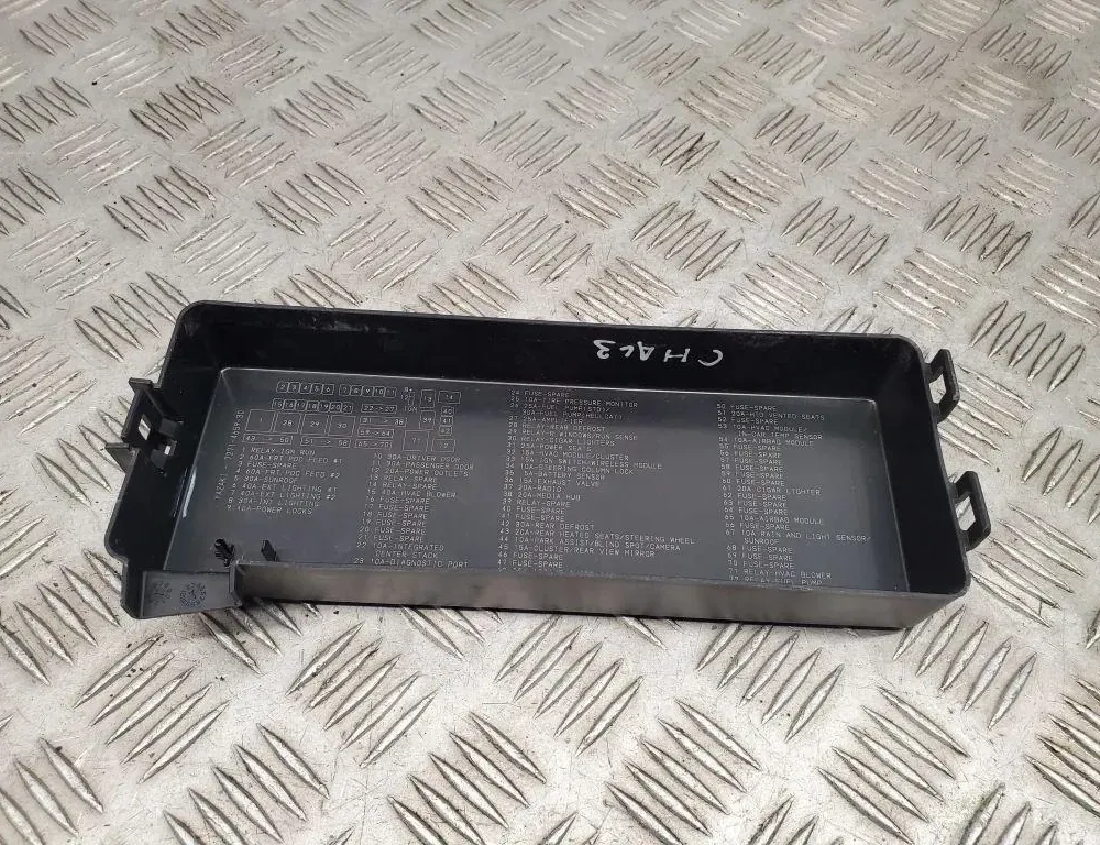 DODGE Challenger 3 generation (2008-2024) Dæksel til sikringsboks 33488421