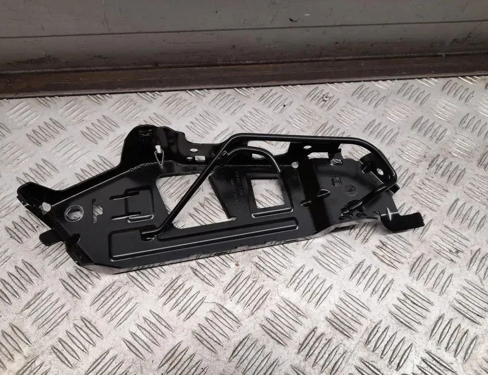 AUDI Q8 4M (2018-2024) Forreste venstre sikkerhedssele højdejusterer 4M8857791A 33488947