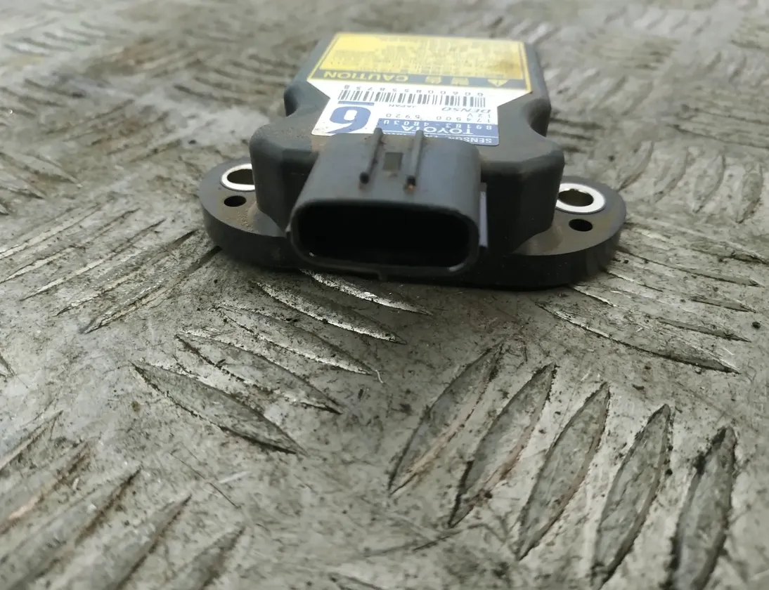 TOYOTA Urban Cruiser 1 generation (2008-2020) ESP sensor 89183-48030 18145786